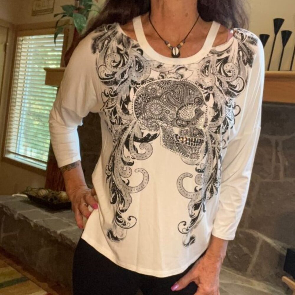 Vocal Apparel Cut Out Top with Skulls and Stone - NWT